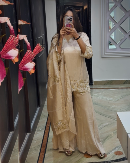 Ivory Sharara Set